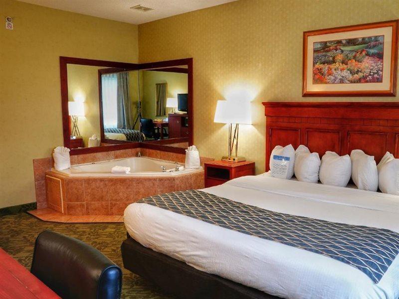 เบย์มอนต์ บาย วินด์แฮม แกรนด์แรพิดส์ นอร์ท/วอล์คเกอร์ Hotel ภายนอก รูปภาพ