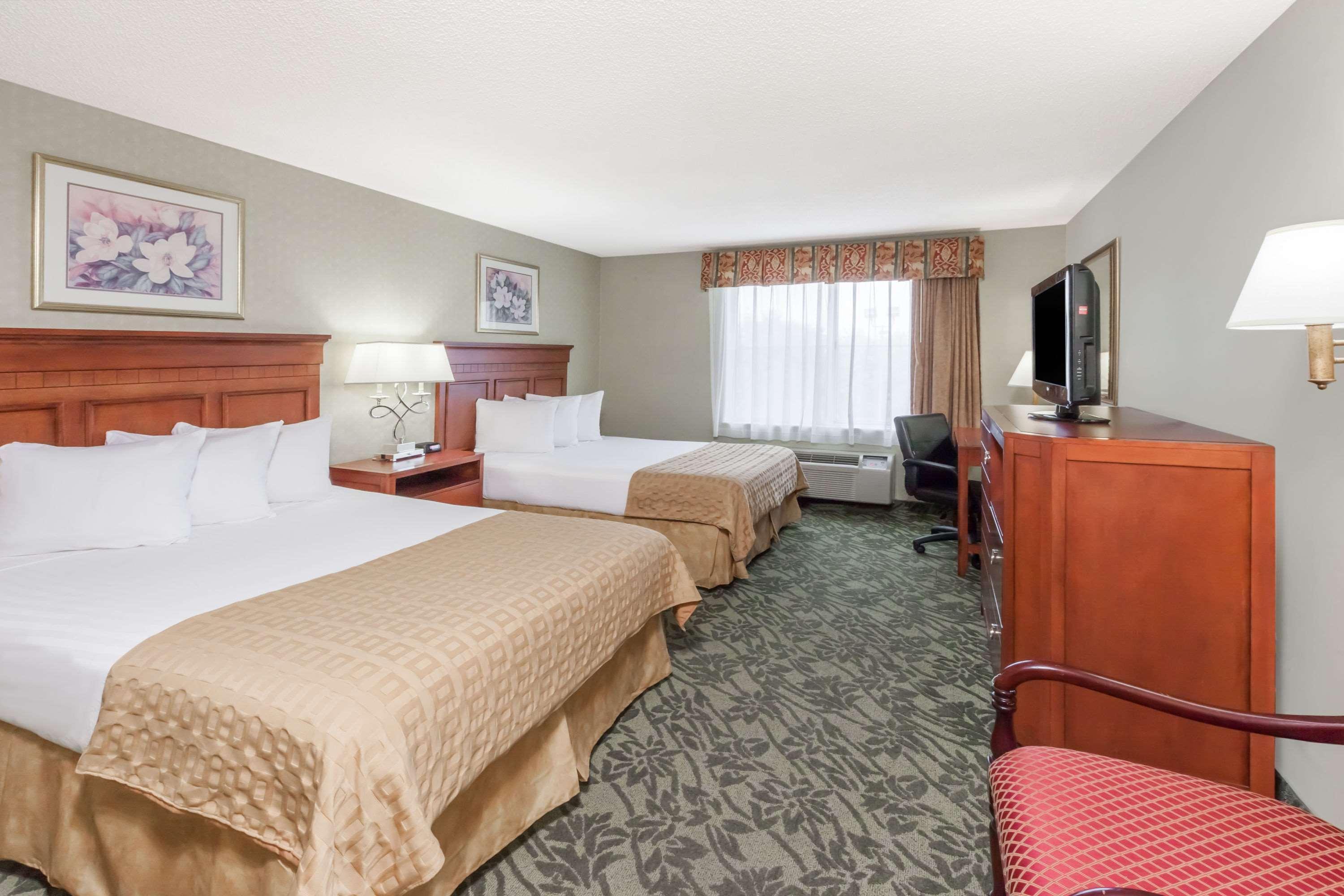 เบย์มอนต์ บาย วินด์แฮม แกรนด์แรพิดส์ นอร์ท/วอล์คเกอร์ Hotel ภายนอก รูปภาพ