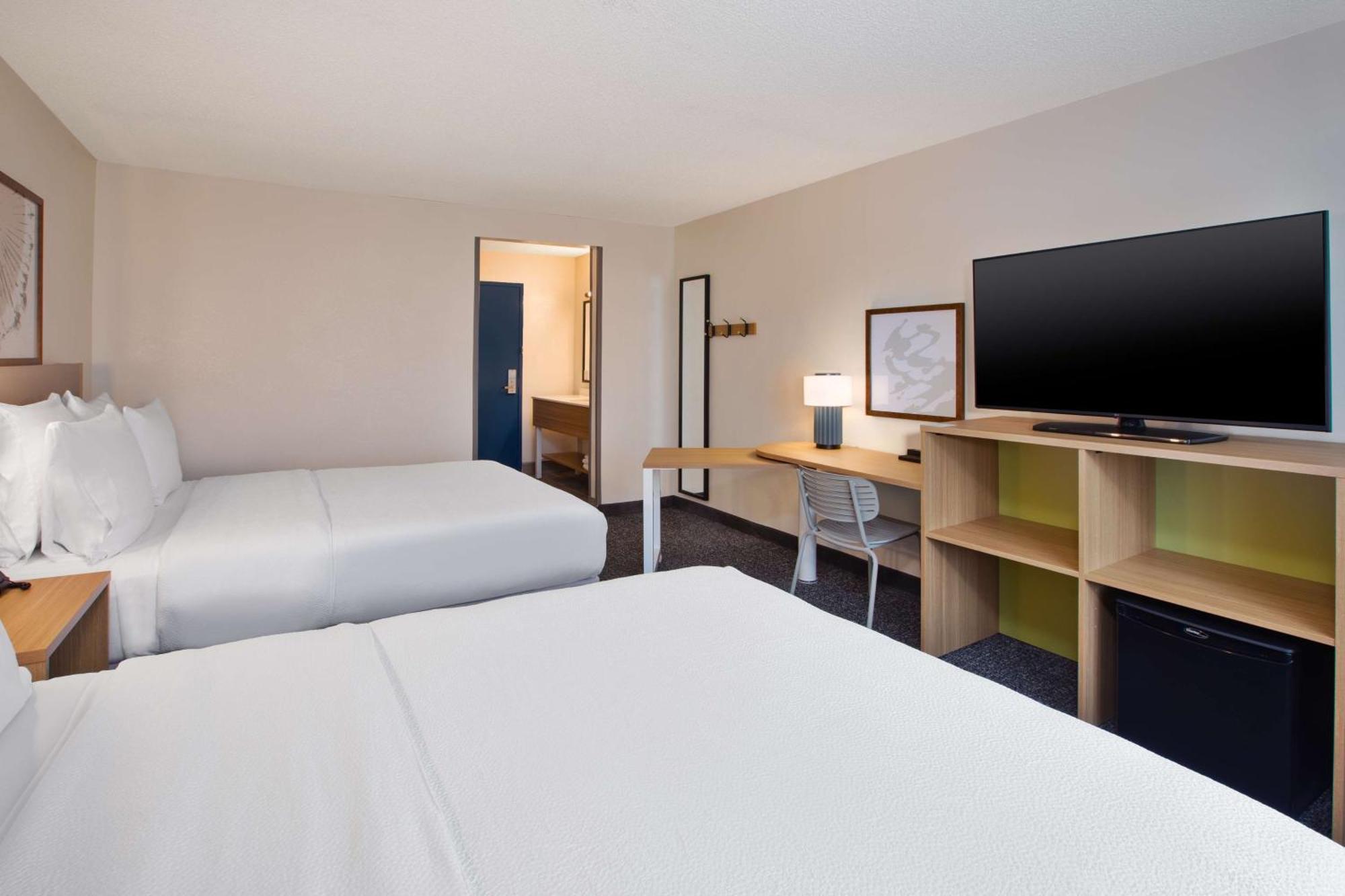 เบย์มอนต์ บาย วินด์แฮม แกรนด์แรพิดส์ นอร์ท/วอล์คเกอร์ Hotel ภายนอก รูปภาพ